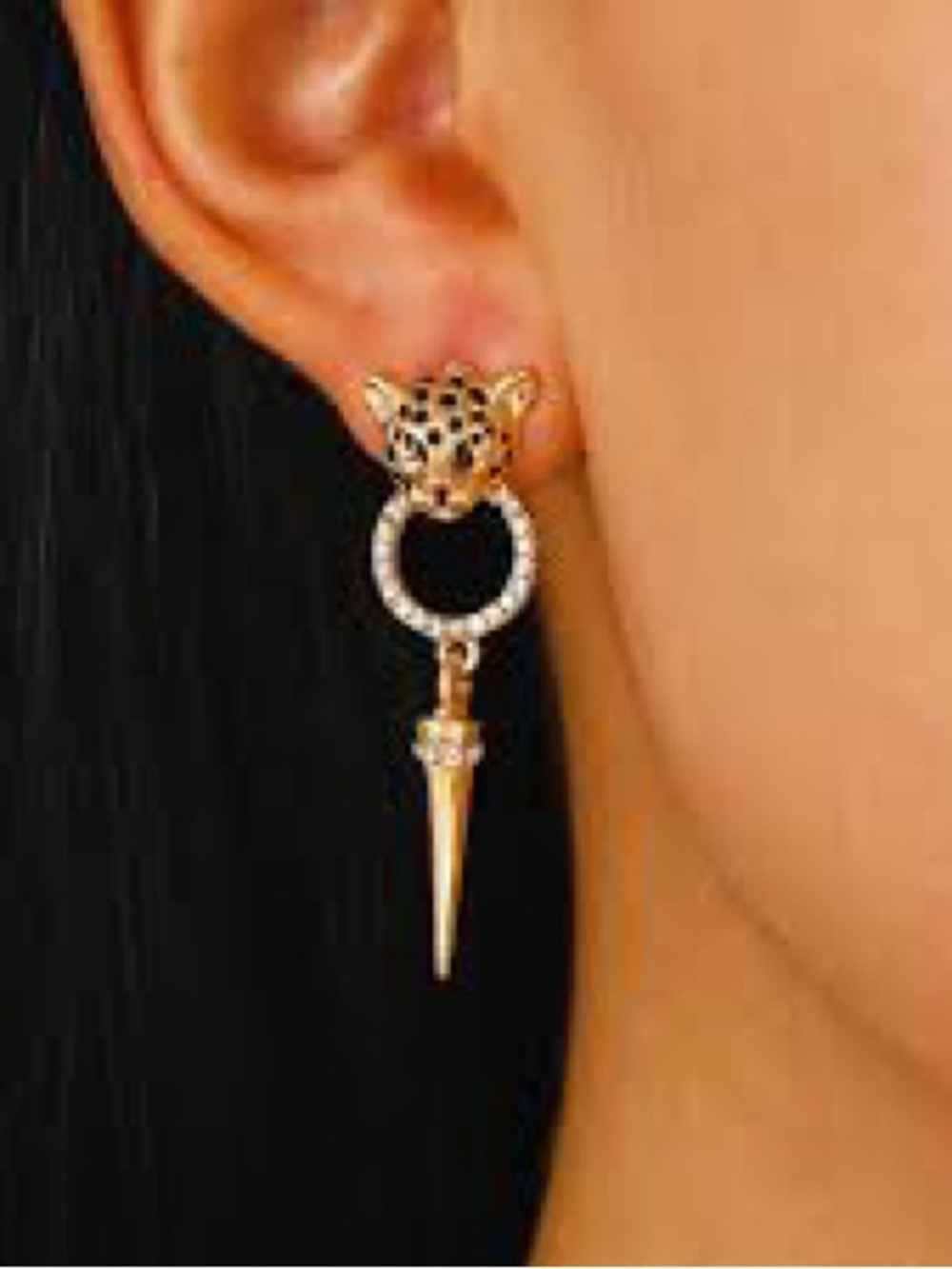 NWOT Leopard Gold Tone & Rhinestone Dangling Post back Earrings.